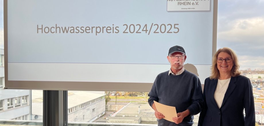 Jörg Carstensen, 1. Preis mit Ulrike Franzke, Vorständin StEB Köln, Vorsitzende der HWNG Rhein e.V.