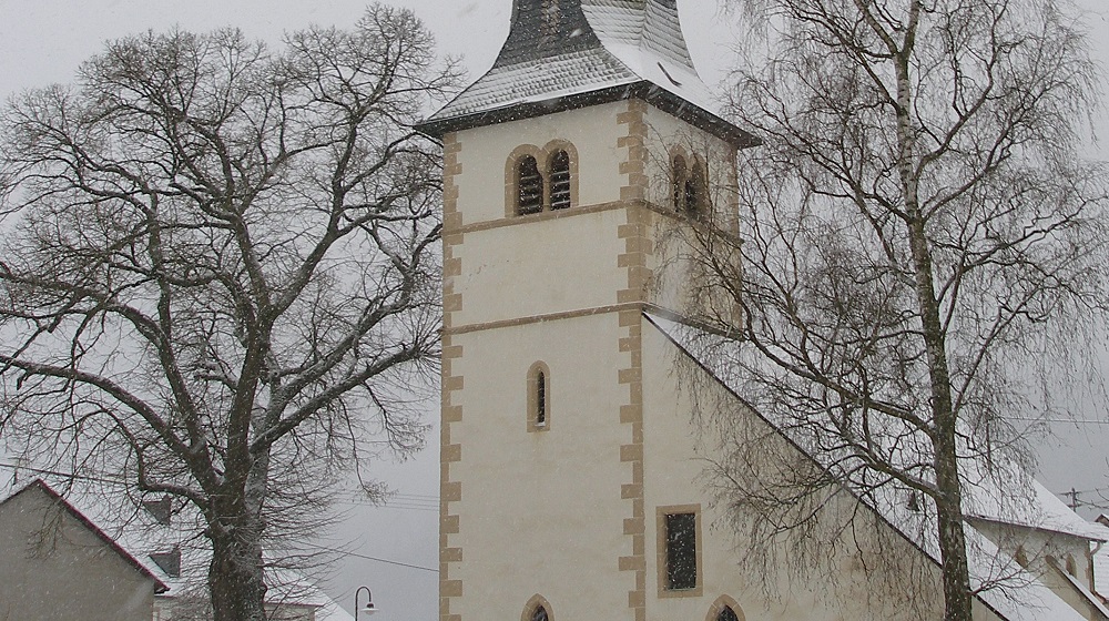 Den historischen Kern von Wolsfeld bildet die alte Hubertuskirche. © Heinz Junk 