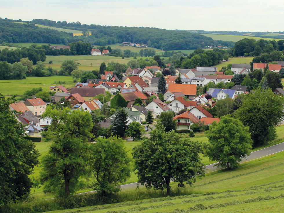 Mit einer Fläche von 940 ha ist die Ortsgemeinde Dietrichingen die drittgrößte in der Verbandsgemeinde Zweibrücken-Land. Nimmt man die Bevölkerung zum Maßstab, handelt es sich bei Dietrichingen wiederum um die viertkleinste Gemeinde. Rund 350 Menschen leben dort. Bild: atreyu