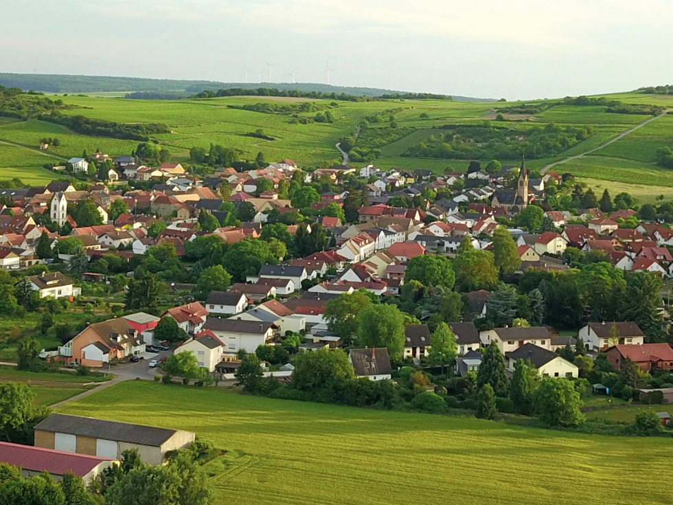 Herrliches Siefersheim: Als Wein- und Wanderort hat sich die Ortsgemeinde bei Touristen aus nah und fern einen Namen gemacht. Seit 2016 gilt das Dorf als Schwerpunktgemeinde. / © OG Siefersheim
