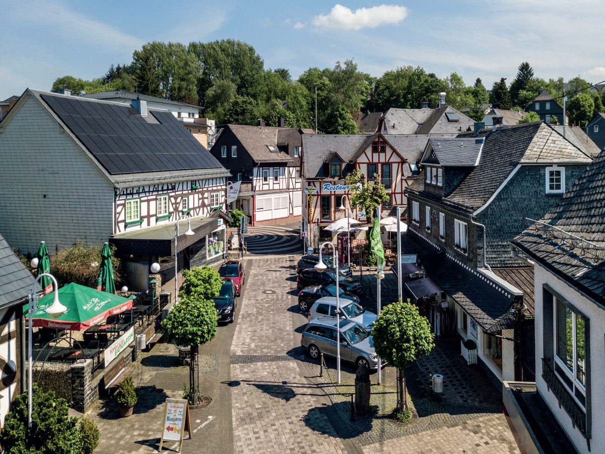 Ein schönes Leben: Seit den 60er-Jahren lockt Bad Marienberg mit seinem Kneipp-Heilbad Gäste aus nah und fern. Auch als Wohnort hat die Stadt im Westerwald einiges zu bieten. © Stadt Bad Marienberg