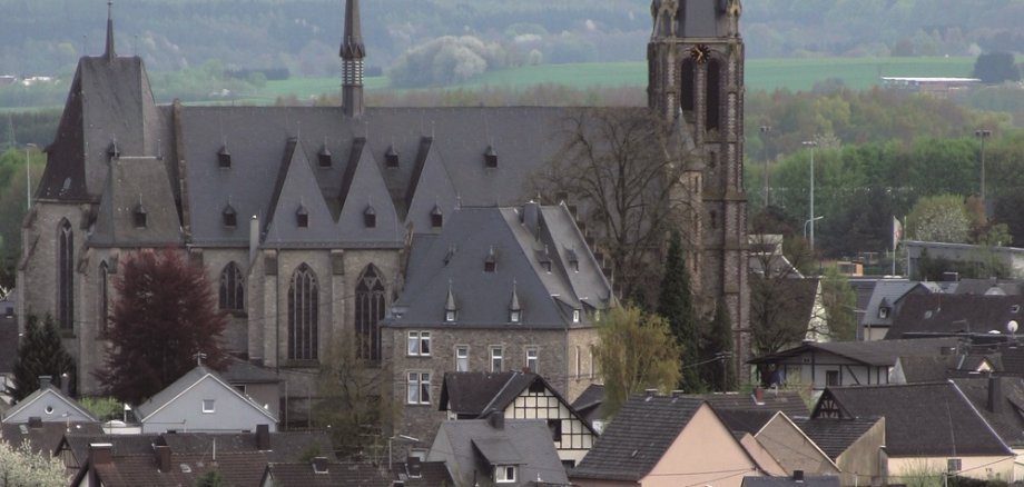 Weithin sichtbares Wahrzeichen von Wirges: der Westerwälder Dom St. Bonifatius./ © Verbandsgemeinde Wirges