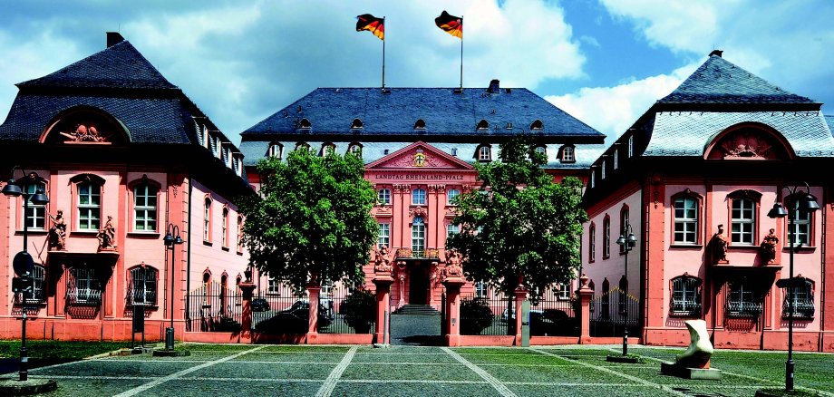 Gemeinde- und Städtebund Rheinland-Pfalz, Landtag Rheinland-Pfalz Foto: Klaus Benz