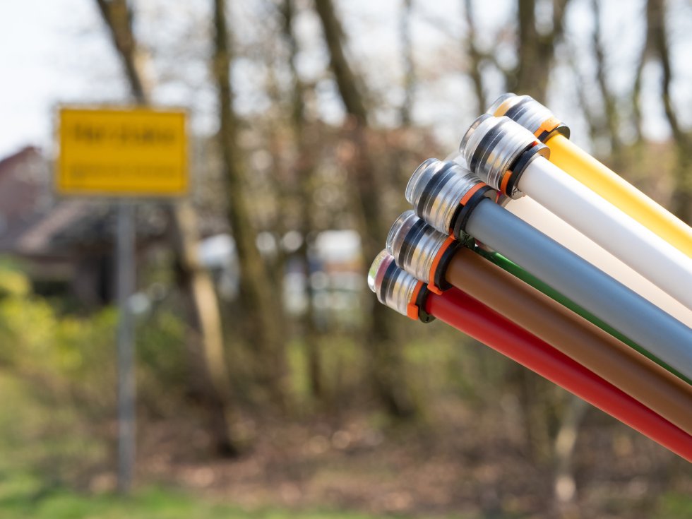 Glasfaser Internet – schnelles Netz für alle Dörfer © Gundolf Renze / Fotolia.com