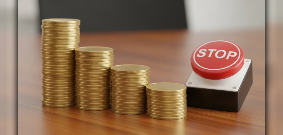 Decline in consumer spending prompts urgent halt to rising costs and shrinking savings as coins stack lower and pause button signals economic drop