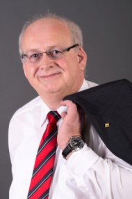 Verbandsgemeinde-Bürgermeister Karl Heinz Simon ist auch Vorstandsmitglied im Gemeinde- und Städtebund Rheinland-Pfalz. Bild: Verbandsgemeinde Zell (Mosel)